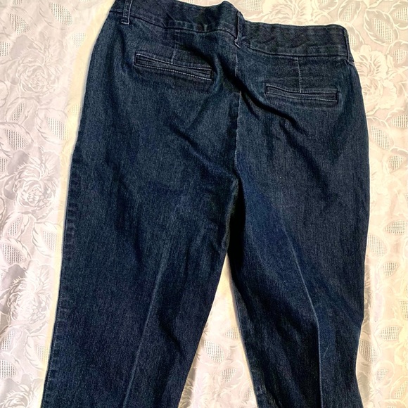 Capris - Picture 2 of 6